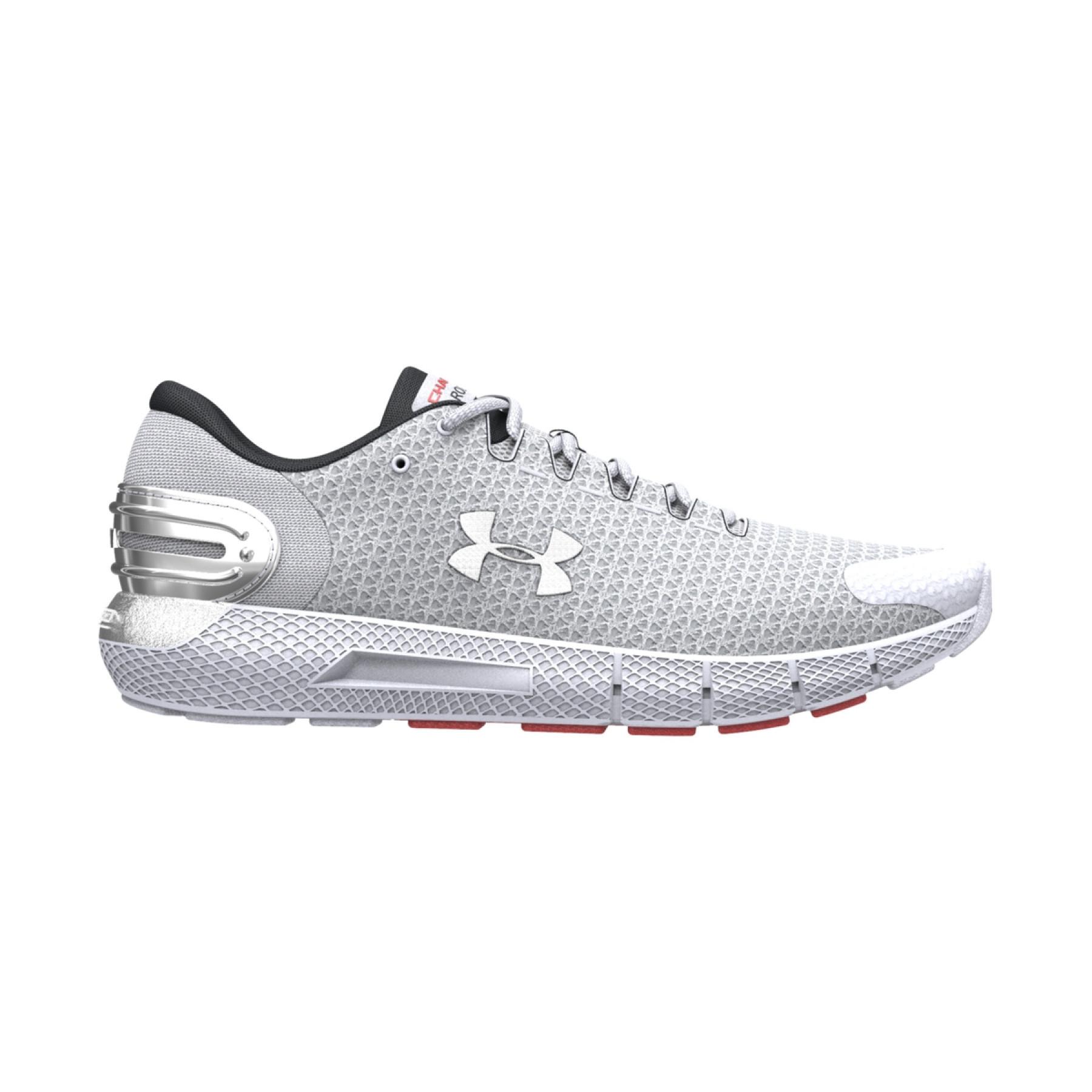 Under Armour Womens Charged Rogue 2.5 Running Shoe : : Clothing,  Shoes & Accessories